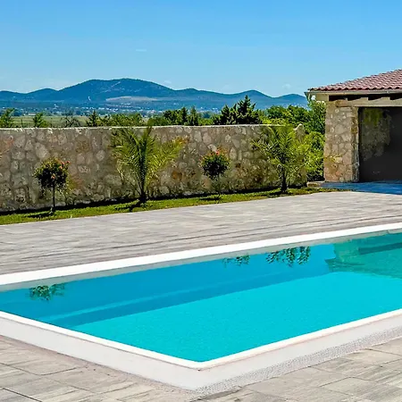 Zubcic-1 By Interhome