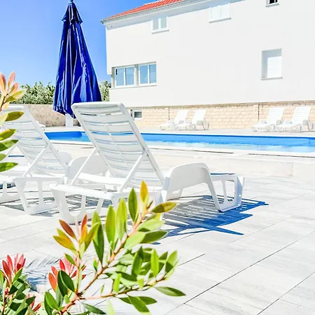 Zubcic-1 By Interhome شقة *