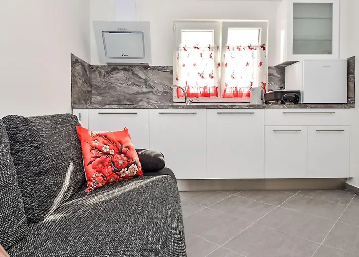 Lägenhet Zubcic-1 By Interhome Sikovo